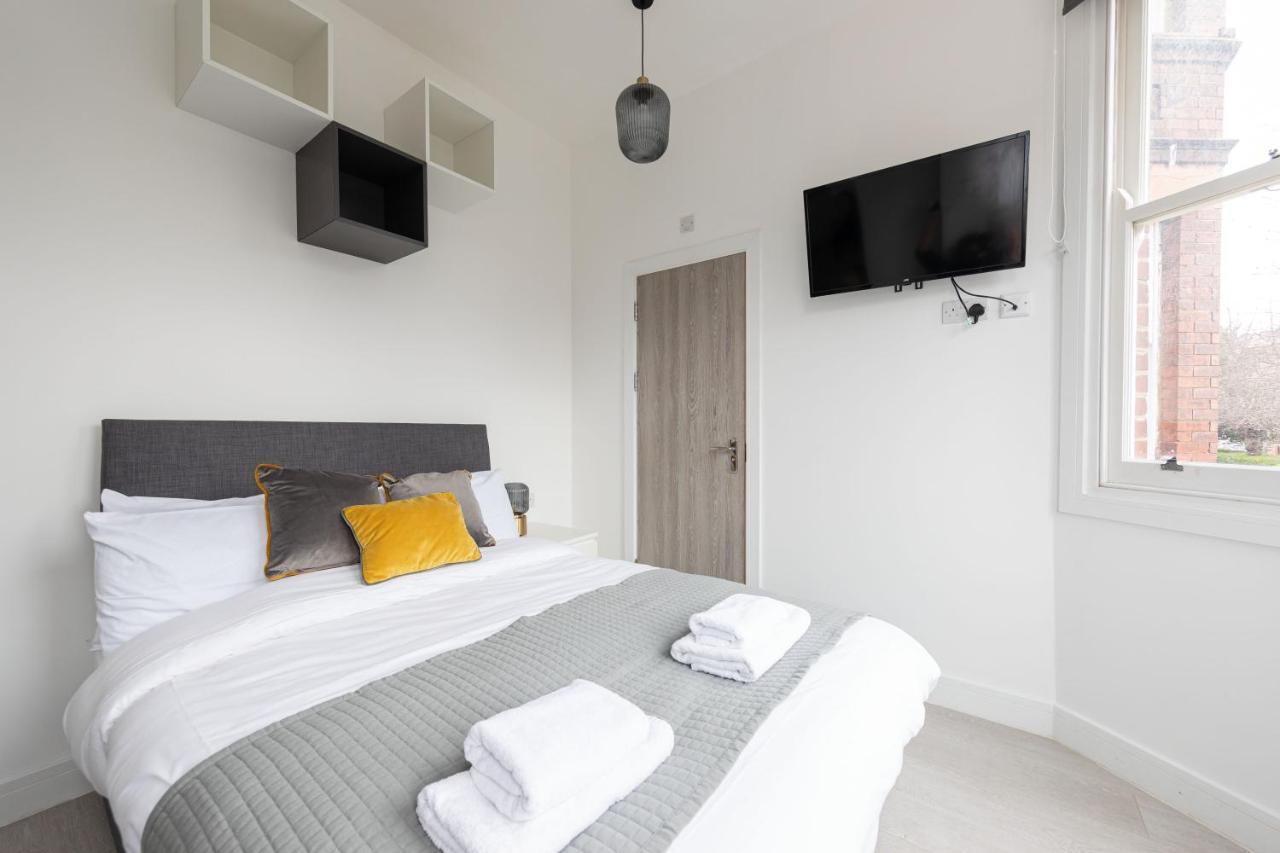 The Anson Hotel - Conveniently Located Sweet Space Near Transportation Stations Λονδίνο Εξωτερικό φωτογραφία